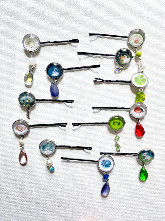 photo bobby pins